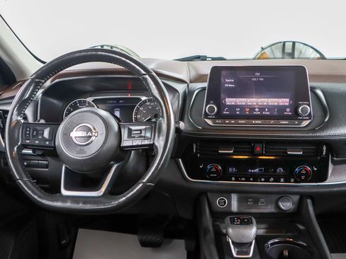 Used 2022 Nissan Rogue SV w/ SV Premium Package FWD image 17
