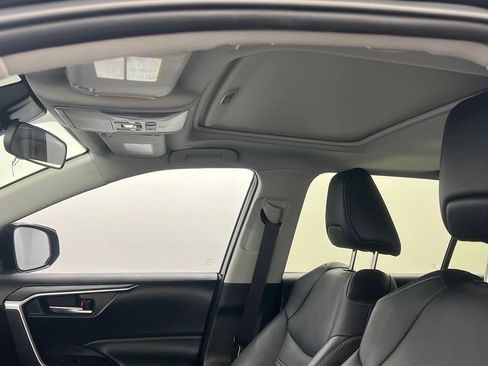 Used 2024 Toyota RAV4 XLE Premium FWD image 9