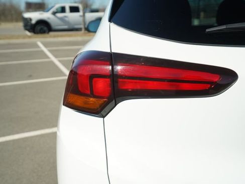 Used 2025 Buick Encore GX Preferred w/ Advanced Technology Package image 39