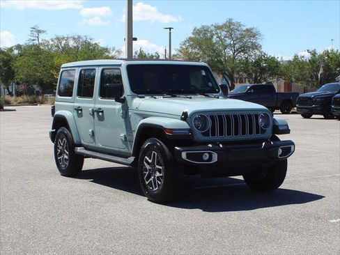 Certified 2024 Jeep Wrangler Unlimited Sahara AWD/4WD image 2