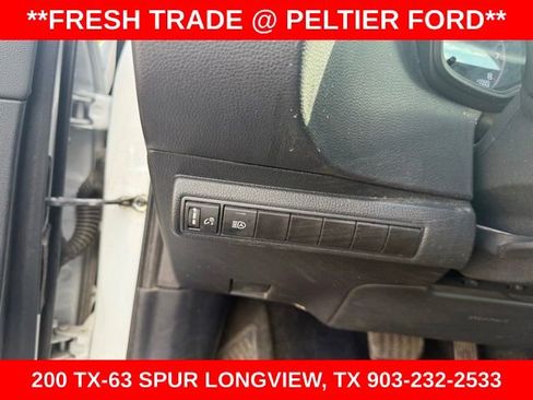 Used 2024 Toyota Corolla SE FWD image 13