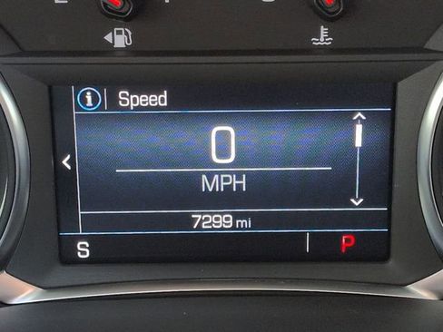 Used 2023 GMC Acadia SLE image 14