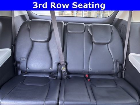 Used 2022 Kia Carnival SX Prestige image 21