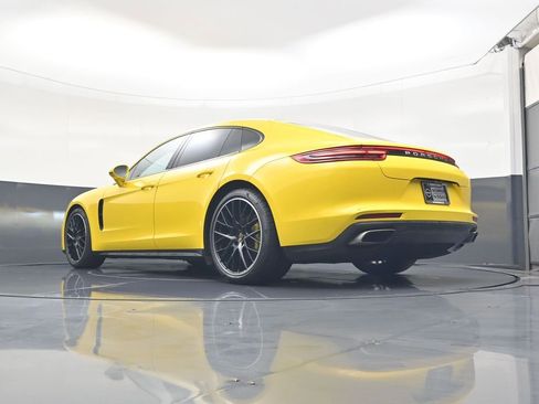 Used 2018 Porsche Panamera 4 AWD/4WD image 12