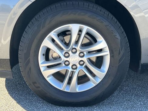 Used 2019 Buick Enclave Essence image 10