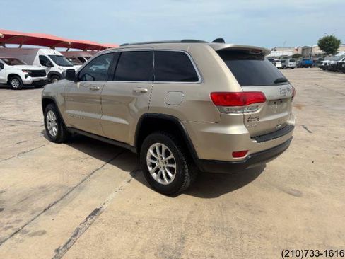 Used 2014 Jeep Grand Cherokee Laredo w/ 18" Wheel & 8.4" Radio Group AWD/4WD image 5