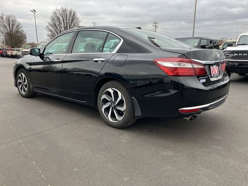 Used 2017 Honda Accord EX-L image 6