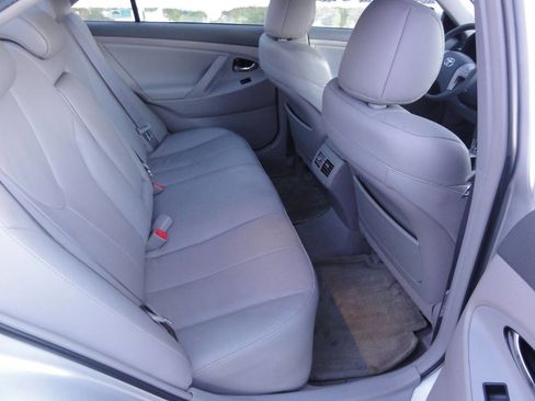 Used 2009 Toyota Camry Hybrid image 30