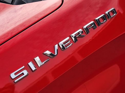 Certified 2025 Chevrolet Silverado 1500 LT image 46