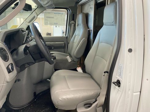 New 2027 Ford E-350 and Econoline 350 Super Duty w/ Power Equipment Group image 9