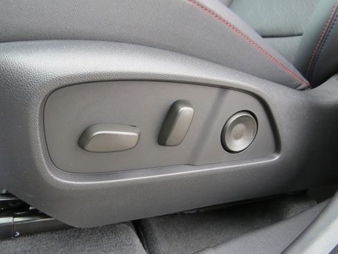 New 2026 Chevrolet Equinox RS w/ Convenience Package III image 18