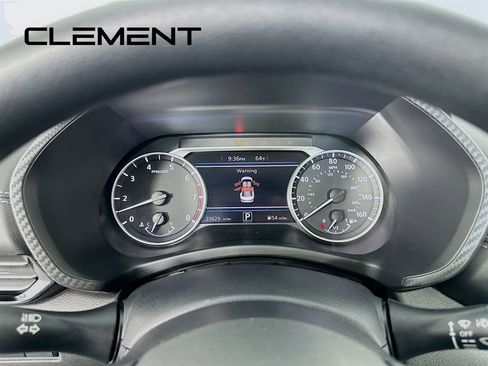 Used 2025 Nissan Sentra SV FWD image 18