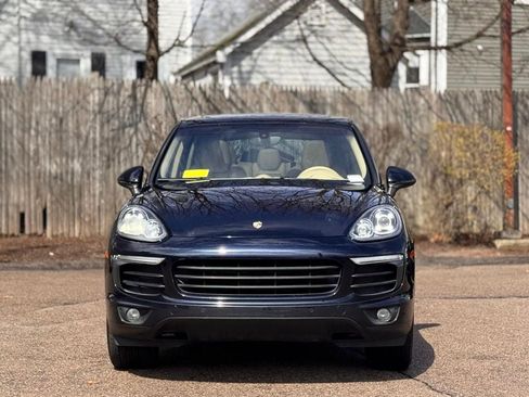 Used 2016 Porsche Cayenne AWD/4WD image 9