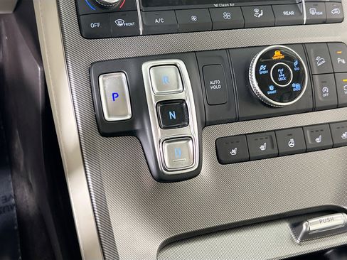 Used 2020 Hyundai Palisade Limited image 17