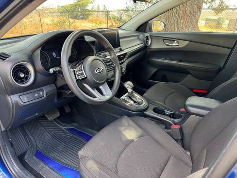 Used 2021 Kia Forte LXS FWD image 12