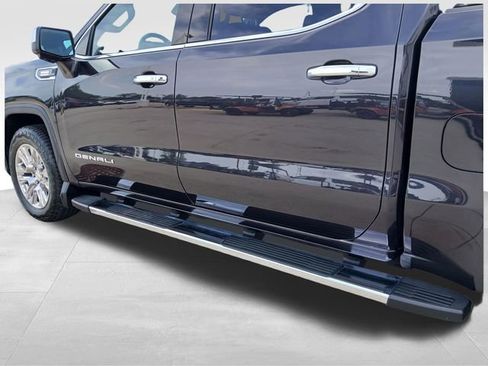 Certified 2023 GMC Sierra 1500 Denali w/ Technology Package AWD/4WD image 39