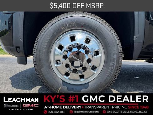New 2026 GMC Sierra 3500 Denali AWD/4WD image 3