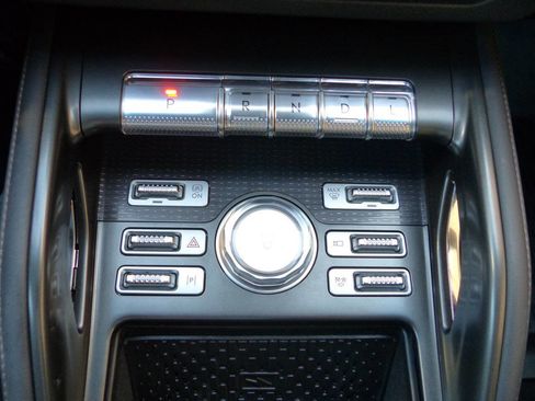 Used 2024 Lincoln Nautilus Reserve w/ Equipment Group 202A image 35