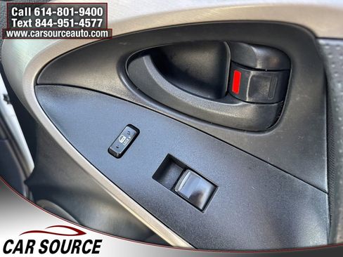 Used 2007 Toyota RAV4 Sport image 32