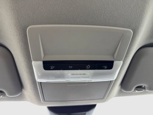 Used 2024 Nissan Sentra SV FWD image 31