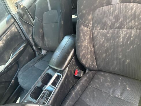 Used 2022 Nissan Sentra SV FWD image 11