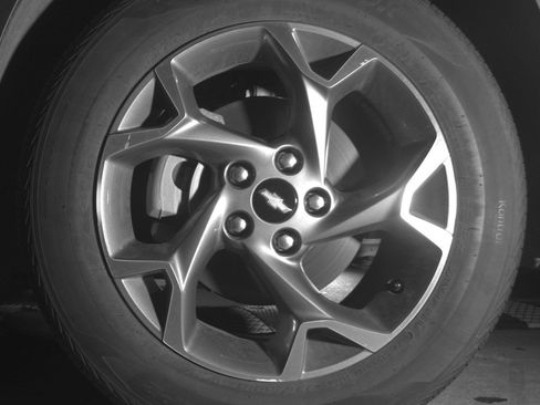 Used 2025 Chevrolet Trax LT FWD image 12