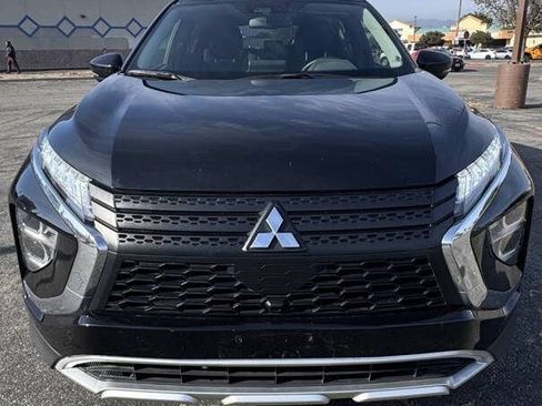Used 2025 Mitsubishi Eclipse Cross SE AWD/4WD image 2