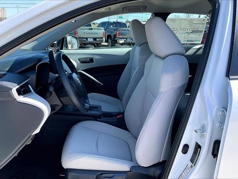 New 2026 Toyota Corolla Cross L image 9