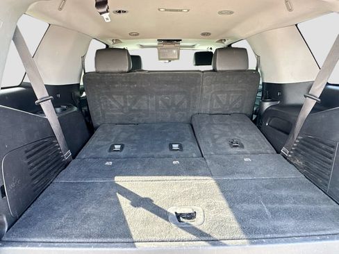 Used 2018 Chevrolet Tahoe LT RWD image 31