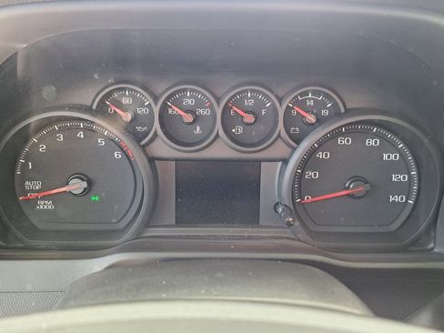 Used 2024 Chevrolet Silverado 1500 Custom image 9