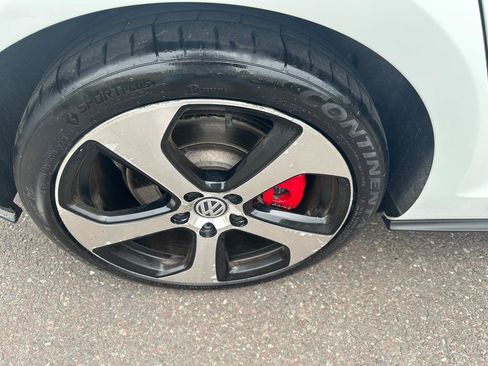 Used 2017 Volkswagen GTI Autobahn FWD image 37