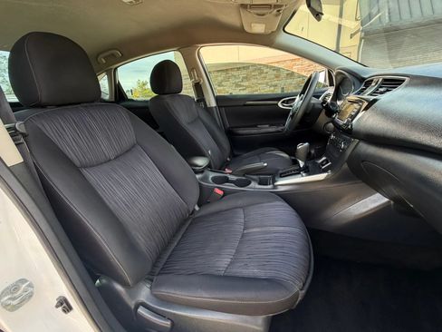Used 2017 Nissan Sentra SV FWD image 35