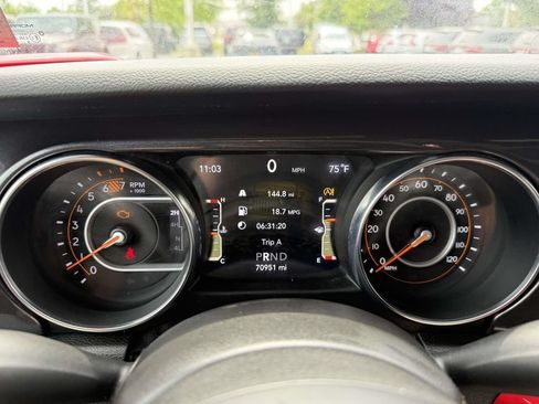Used 2021 Jeep Wrangler Unlimited Sport AWD/4WD image 24