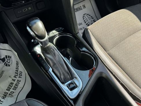 Used 2020 Buick Encore GX Select image 26