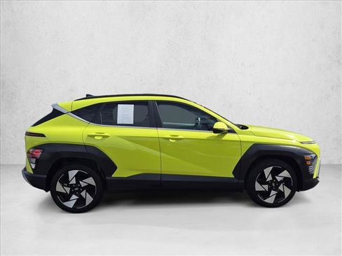 Used 2025 Hyundai Kona Limited FWD image 4