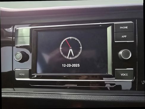 Used 2021 Volkswagen Jetta R-Line image 24