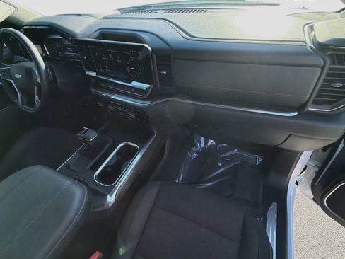 Used 2023 Chevrolet Silverado 1500 LT RWD image 14