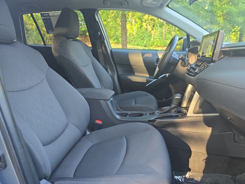 Used 2024 Toyota Corolla Cross LE FWD image 10