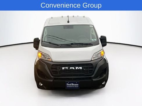 Used 2025 RAM ProMaster 2500 w/ Convenience Group FWD image 2
