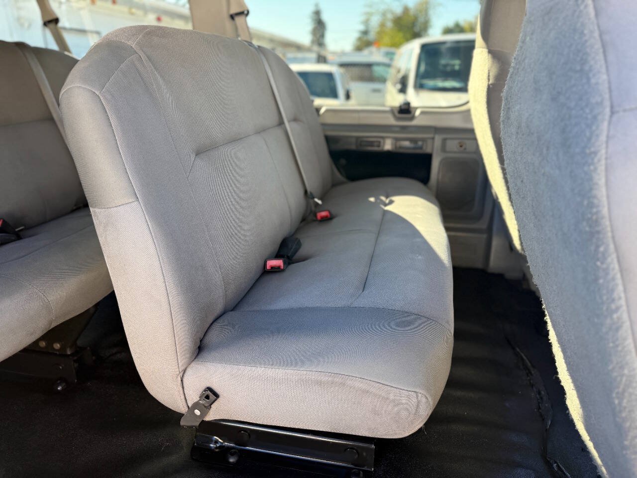 Used 2009 Ford E-350 and Econoline 350 XL RWD image 13