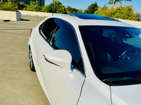 Used 2020 Lexus IS 300 w/ Premium Package image 38