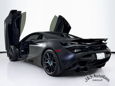 Used 2020 McLaren 720S Performance RWD image 5