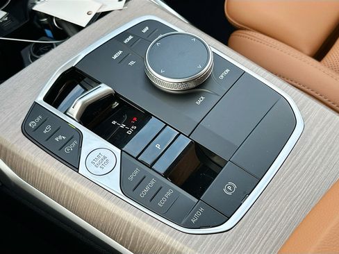New 2026 BMW 330i Sedan w/ M Sport Package RWD image 14