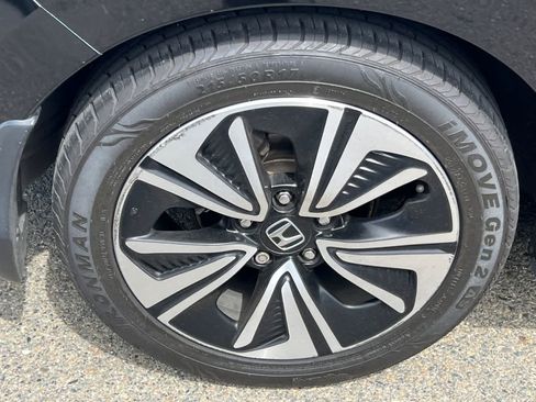 Used 2018 Honda Civic EX-L image 17