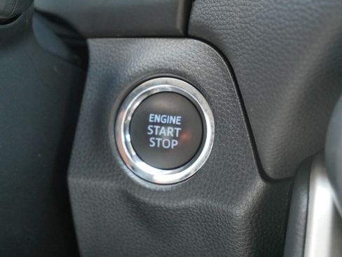 Used 2021 Toyota RAV4 XLE Premium AWD/4WD image 29