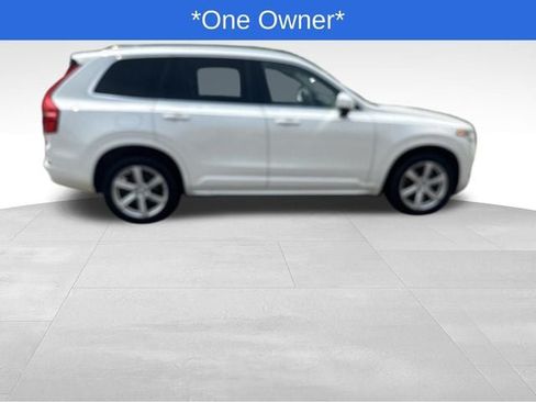 Used 2023 Volvo XC90 B5 Core w/ Protection Package Premier AWD/4WD image 11