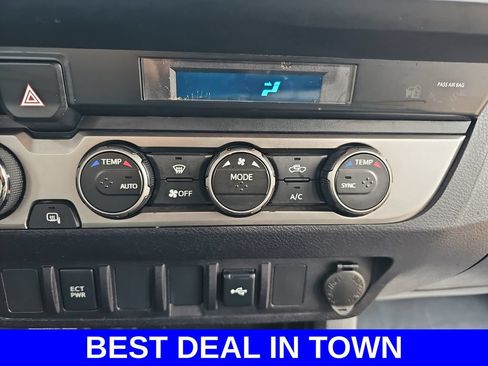 Used 2021 Toyota Tacoma SR AWD/4WD image 20