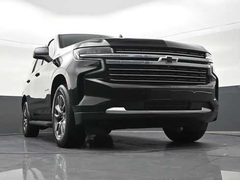 Used 2022 Chevrolet Tahoe LT w/ Luxury Package RWD image 29