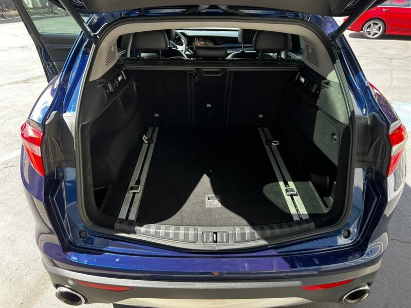 Used 2018 Alfa Romeo Stelvio AWD w/ Cold Weather Package image 21