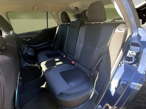 Used 2023 Subaru Outback Premium image 28